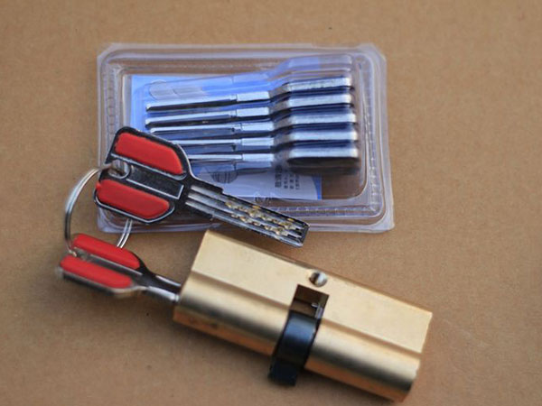 龙湾24小时上门开锁公司